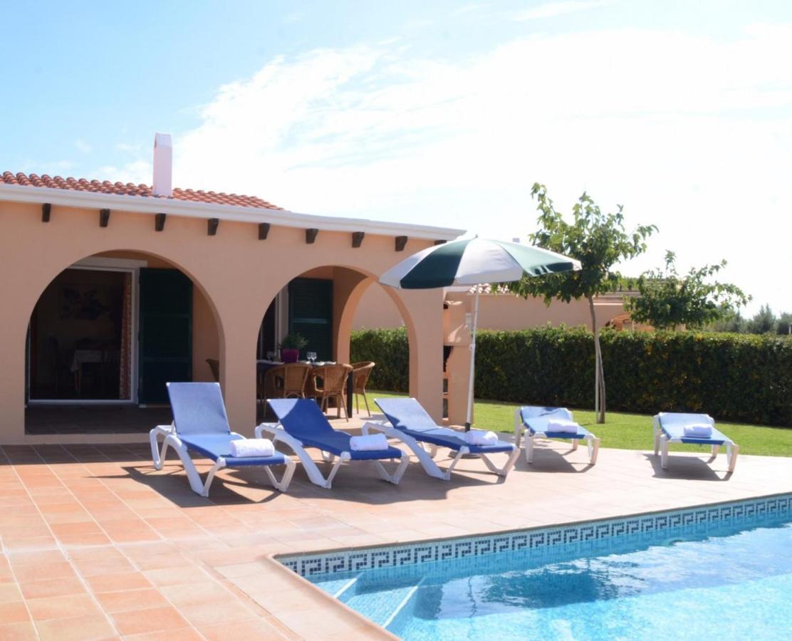 Villas Las Golondrinas Cala'N Bosch  Exterior photo